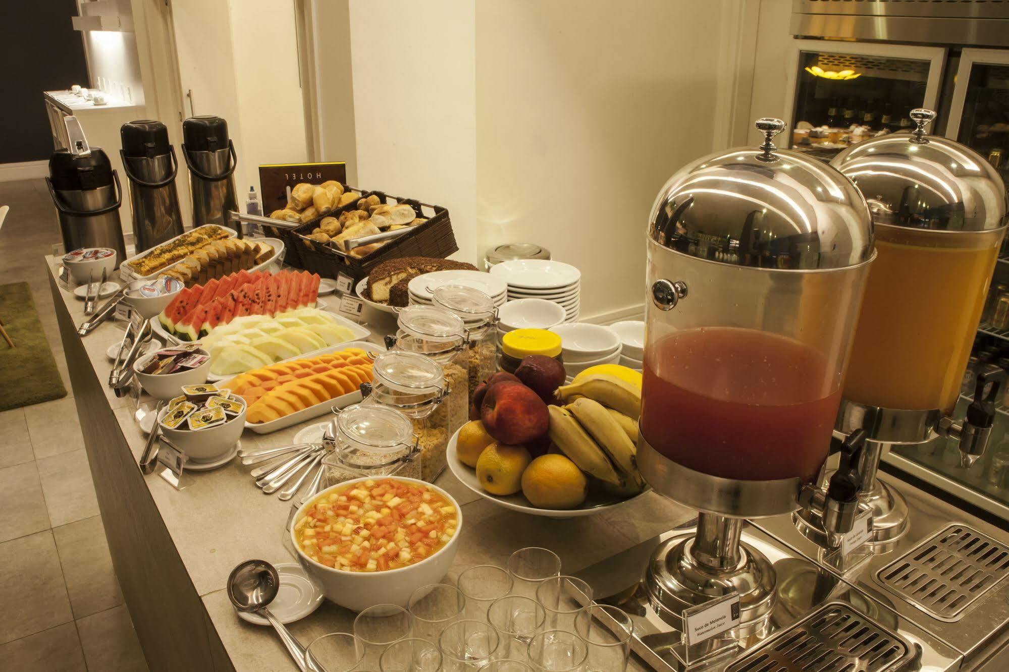 Golden Tower Shopping By Fenix Hoteis (Adults Only) Pouso Alegre Zewnętrze zdjęcie
